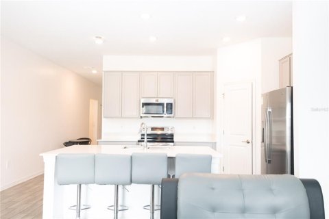 Casa en alquiler en Haines City, Florida, 3 dormitorios, 144.93 m2 № 1917114 - foto 17