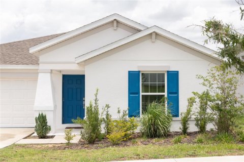 Casa en alquiler en Haines City, Florida, 3 dormitorios, 144.93 m2 № 1917114 - foto 2