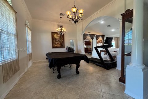 Villa ou maison à vendre à Clewiston, Floride: 3 chambres, 192.68 m2 № 2074953 - photo 8