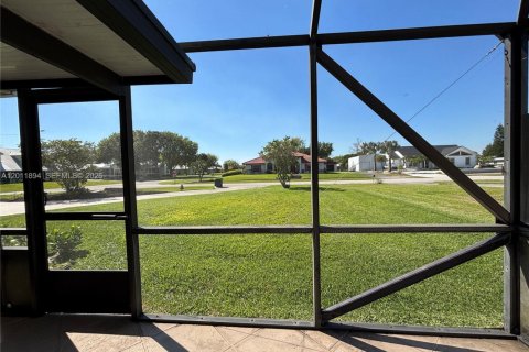 Villa ou maison à vendre à Clewiston, Floride: 3 chambres, 192.68 m2 № 2074953 - photo 29
