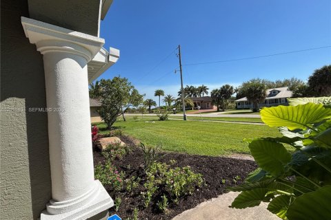 Villa ou maison à vendre à Clewiston, Floride: 3 chambres, 192.68 m2 № 2074953 - photo 9