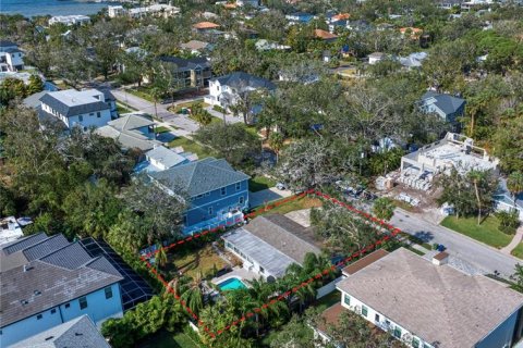 House in Tampa, Florida 3 bedrooms, 193.52 sq.m. № 1720866 - photo 3