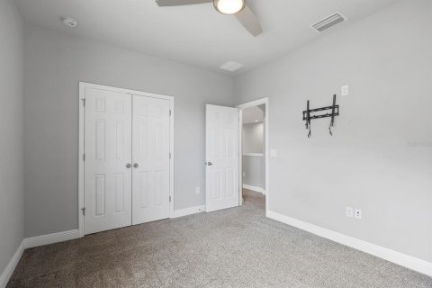 Casa en venta en Fish Hawk, Florida, 4 dormitorios, 221.11 m2 № 1911975 - foto 24