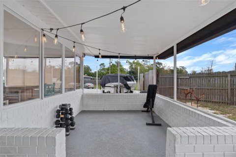 House in Pinellas Park, Florida 3 bedrooms, 136.66 sq.m. № 1877371 - photo 23