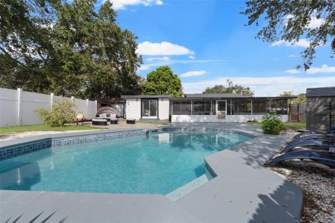 House in Pinellas Park, Florida 3 bedrooms, 136.66 sq.m. № 1877371 - photo 26