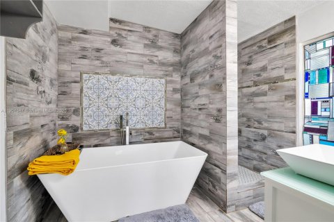 House in Orlando, Florida 5 bedrooms № 1955015 - photo 18