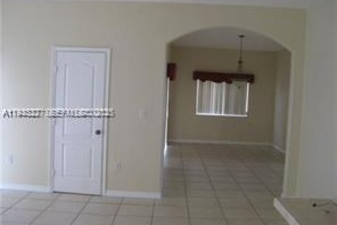 Touwnhouse à louer à Miami, Floride: 4 chambres № 1991986 - photo 7