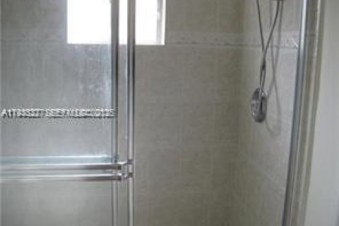 Touwnhouse à louer à Miami, Floride: 4 chambres № 1991986 - photo 10