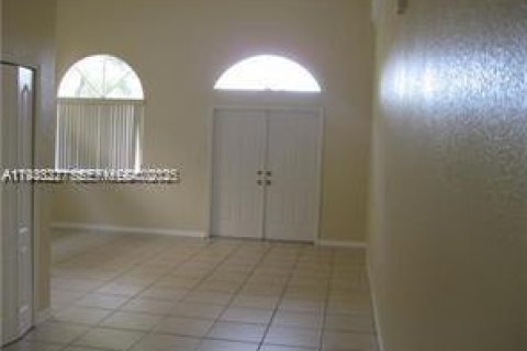 Touwnhouse à louer à Miami, Floride: 4 chambres № 1991986 - photo 5