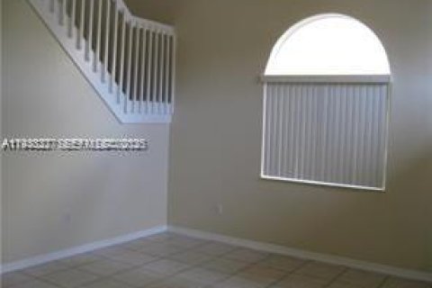 Touwnhouse à louer à Miami, Floride: 4 chambres № 1991986 - photo 8