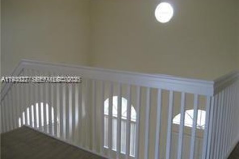 Touwnhouse à louer à Miami, Floride: 4 chambres № 1991986 - photo 12