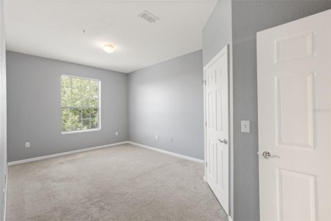 Condo in Orlando, Florida, 3 bedrooms № 2106900 - photo 14