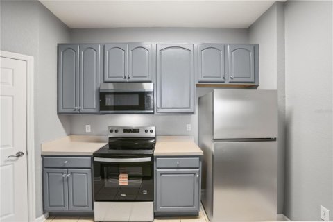 Condo in Orlando, Florida, 3 bedrooms № 2106900 - photo 7