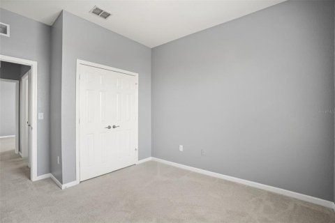 Condo in Orlando, Florida, 3 bedrooms № 2106900 - photo 16