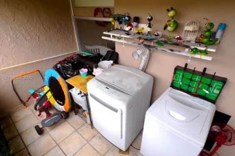 Купить кондоминиум в Хайалиа, Флорида 1 спальня, 76.18м2, № 2060502 - фото 12