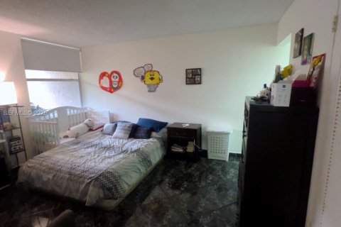 Купить кондоминиум в Хайалиа, Флорида 1 спальня, 76.18м2, № 2060502 - фото 6