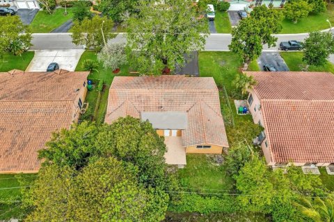 Propiedad comercial en venta en Coral Springs, Florida, 224.36 m2 № 2076417 - foto 12