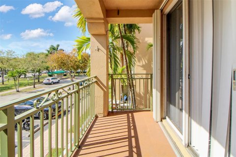 Copropriété à vendre à Doral, Floride: 3 chambres, 119.1 m2 № 2050509 - photo 4