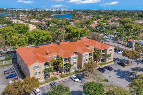 Copropriété à vendre à Doral, Floride: 3 chambres, 119.1 m2 № 2050509 - photo 28