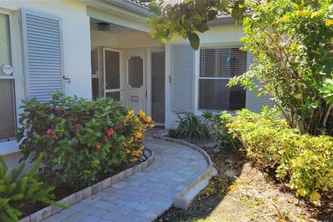Villa ou maison à louer à Sarasota, Floride: 2 chambres, 125.51 m2 № 1805699 - photo 3