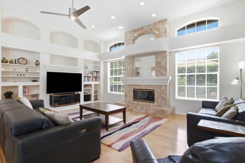House in Lutz, Florida 4 bedrooms, 307.13 sq.m. № 2220389 - photo 27