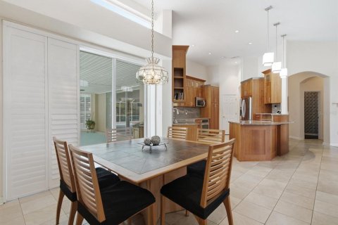 House in Lutz, Florida 4 bedrooms, 307.13 sq.m. № 2220389 - photo 23