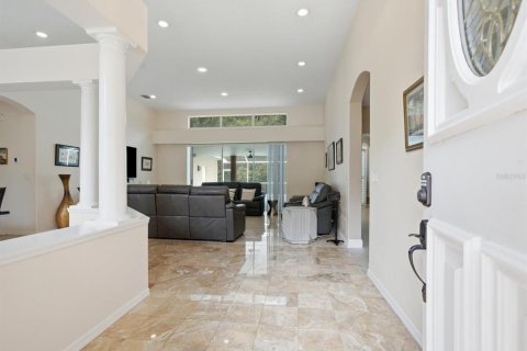House in Lutz, Florida 4 bedrooms, 307.13 sq.m. № 2220389 - photo 8