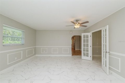 Casa en venta en Tampa, Florida, 2 dormitorios, 169.45 m2 № 1876867 - foto 5