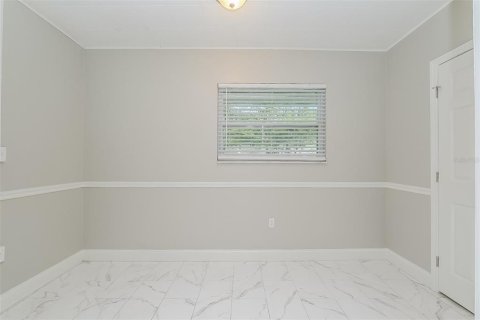 Casa en venta en Tampa, Florida, 2 dormitorios, 169.45 m2 № 1876867 - foto 12