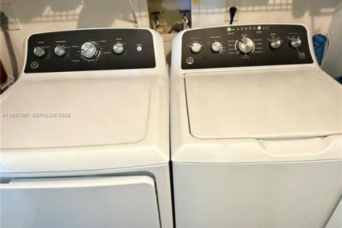 Copropriété à louer à Lake Worth, Floride: 2 chambres, 110.18 m2 № 1995308 - photo 11