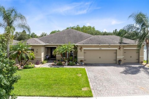 House in Kissimmee, Florida 4 bedrooms, 225.2 sq.m. № 2315037