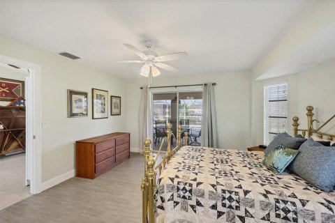 House in Port Charlotte, Florida 3 bedrooms, 142.33 sq.m. № 1434000 - photo 25