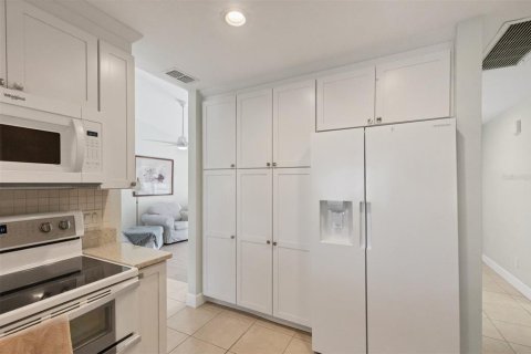 House in Port Charlotte, Florida 3 bedrooms, 142.33 sq.m. № 1434000 - photo 21