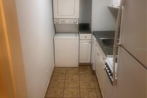 Condo in Gainesville, Florida, 1 bedroom  № 2212109 - photo 17