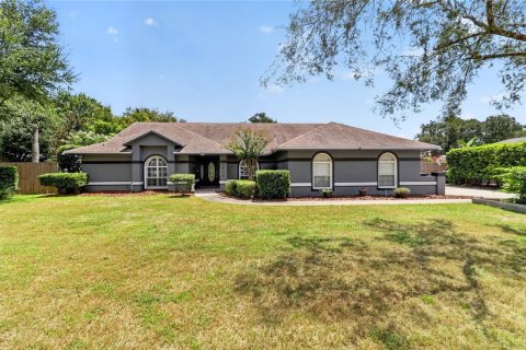 House in Lakeland, Florida 4 bedrooms, 293.48 sq.m. № 2209568