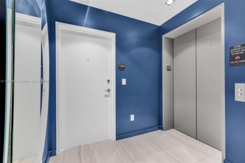 Copropriété à vendre à Miami, Floride: 2 chambres, 110.27 m2 № 1897358 - photo 27