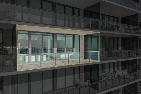 Copropriété à vendre à Miami, Floride: 2 chambres, 110.27 m2 № 1897358 - photo 29