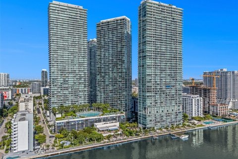 Copropriété à vendre à Miami, Floride: 2 chambres, 110.27 m2 № 1897358 - photo 5