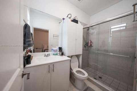 Снять в аренду таунхаус в Хомстед, Флорида 3 спальни, 143.53м2, № 2082532 - фото 20