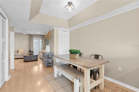 Купить таунхаус в Сент-Пит-Бич, Флорида 10 комнат, 136.75м2, № 2423934 - фото 29