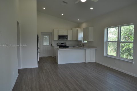 Villa ou maison à louer à Sebring, Floride: 2 chambres № 1947451 - photo 5