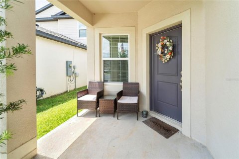 House in Brooksville, Florida 3 bedrooms, 162.3 sq.m. № 2324556 - photo 5
