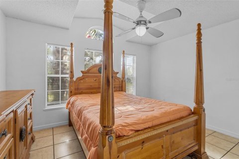 Casa en venta en Kissimmee, Florida, 4 dormitorios, 174.1 m2 № 1918590 - foto 4