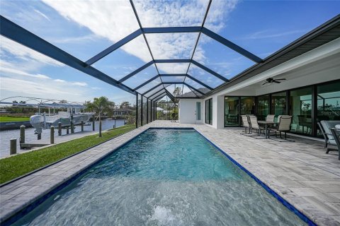Casa en venta en Port Charlotte, Florida, 3 dormitorios, 196.67 m2 № 1406430 - foto 14