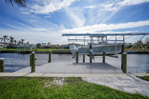 Casa en venta en Port Charlotte, Florida, 3 dormitorios, 196.67 m2 № 1406430 - foto 17