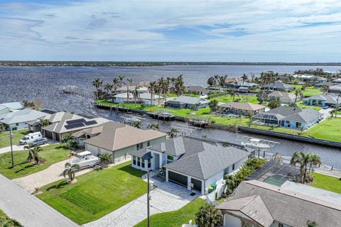 Casa en venta en Port Charlotte, Florida, 3 dormitorios, 196.67 m2 № 1406430 - foto 21