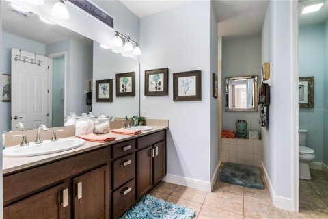 Villa ou maison à vendre à Kissimmee, Floride: 3 chambres, 227.15 m2 № 1615421 - photo 23