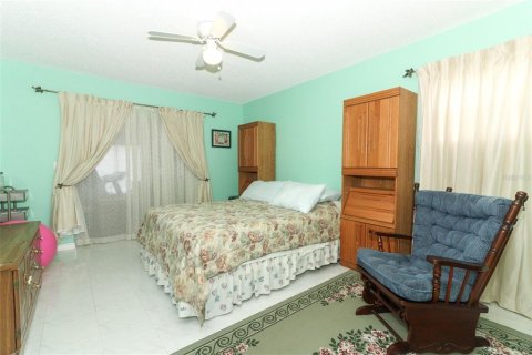 Casa en venta en Orlando, Florida, 3 dormitorios, 197.42 m2 № 1634917 - foto 18