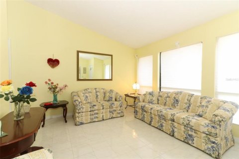 Casa en venta en Orlando, Florida, 3 dormitorios, 197.42 m2 № 1634917 - foto 2