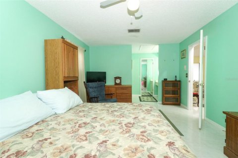 House in Orlando, Florida 3 bedrooms, 197.42 sq.m. № 1634917 - photo 20